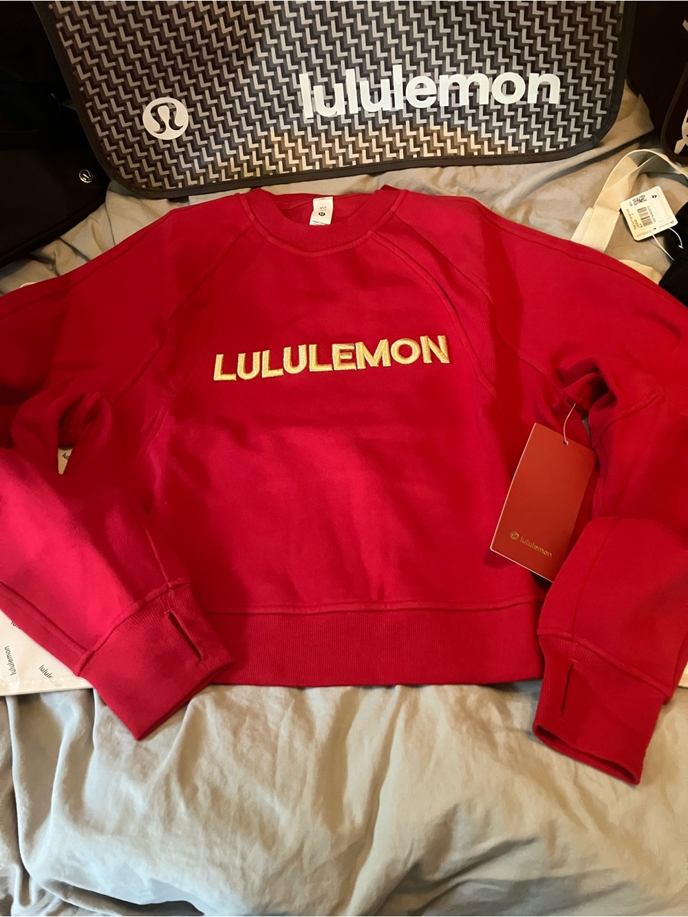 NWT Lululemon Scuba Oversized Pullover *New Year, XS/S, Dark Red/Gold